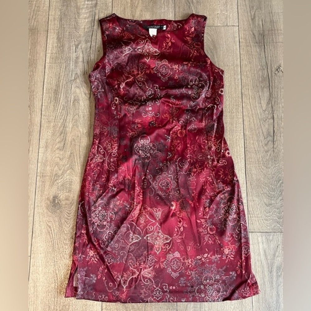 Rampage Burgundy SatinFloral Mini Dress Sleeveless Boat Neck Slits 90s Y2K